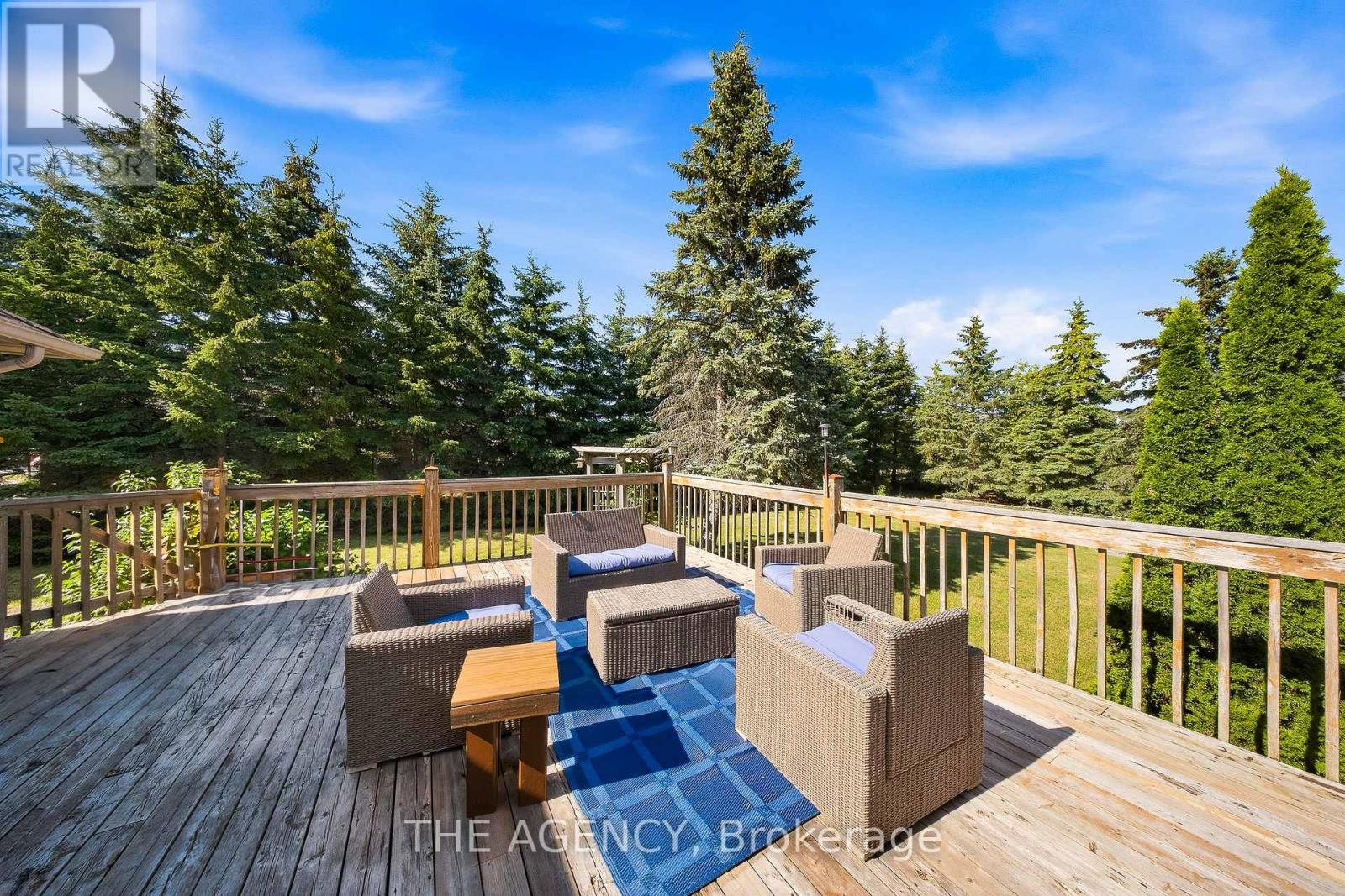 92 RUSSELL SNIDER DRIVE - 30