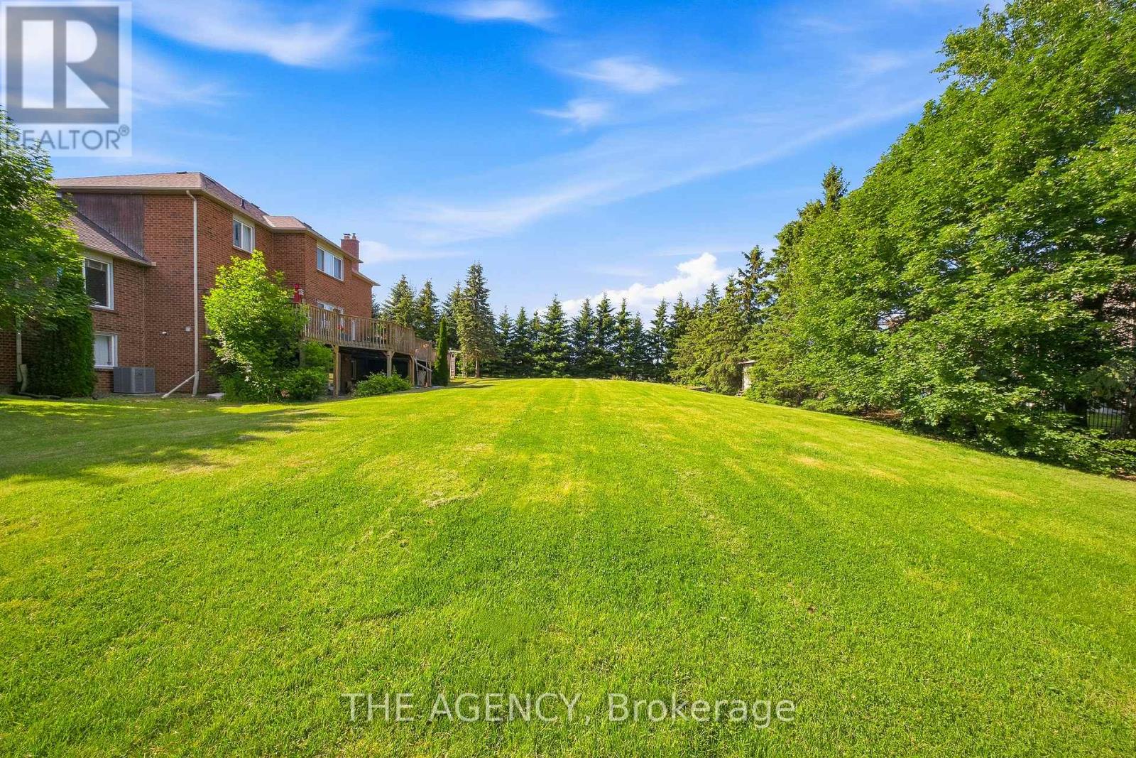92 RUSSELL SNIDER DRIVE - 37