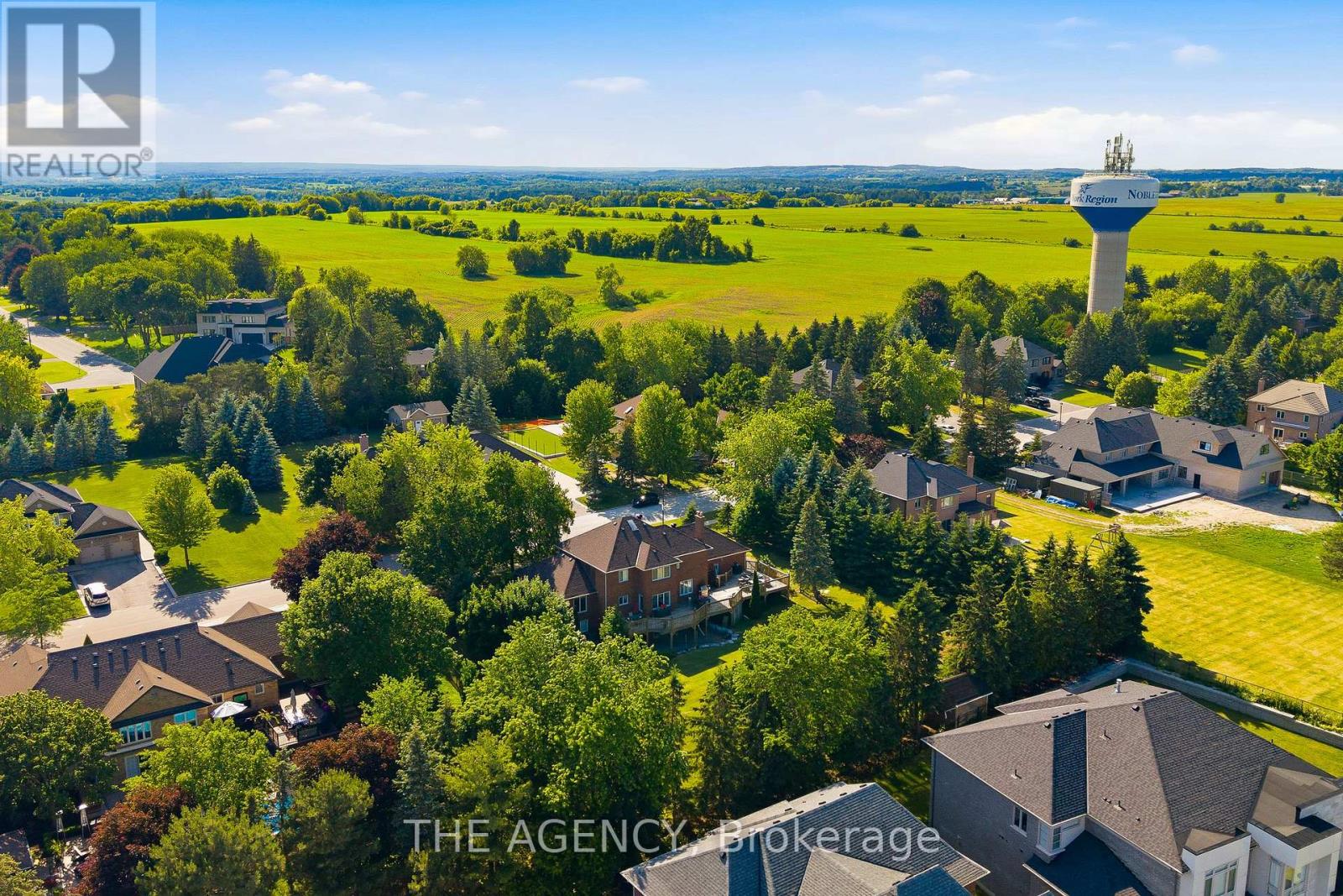 92 RUSSELL SNIDER DRIVE - 41