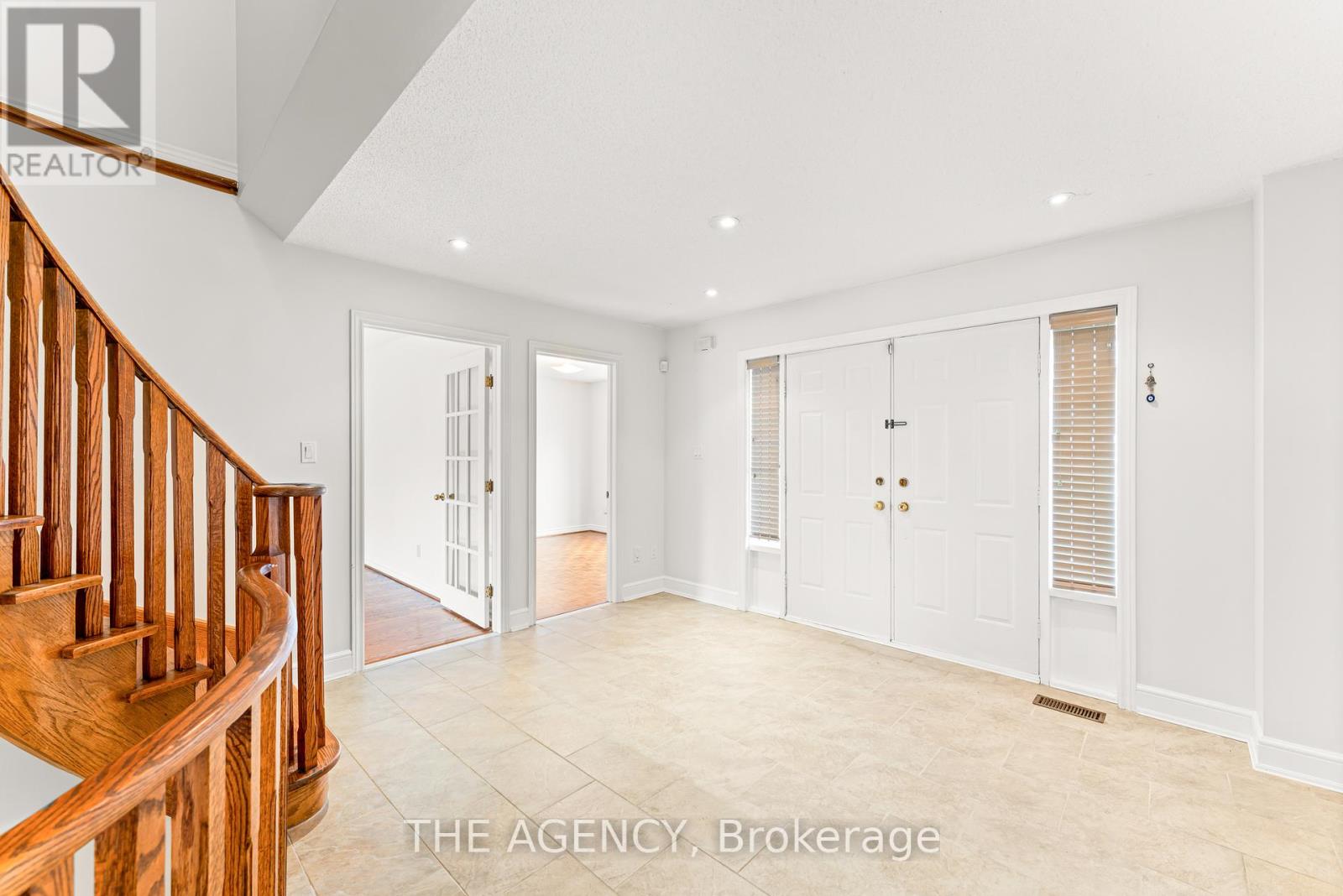 92 RUSSELL SNIDER DRIVE - 5