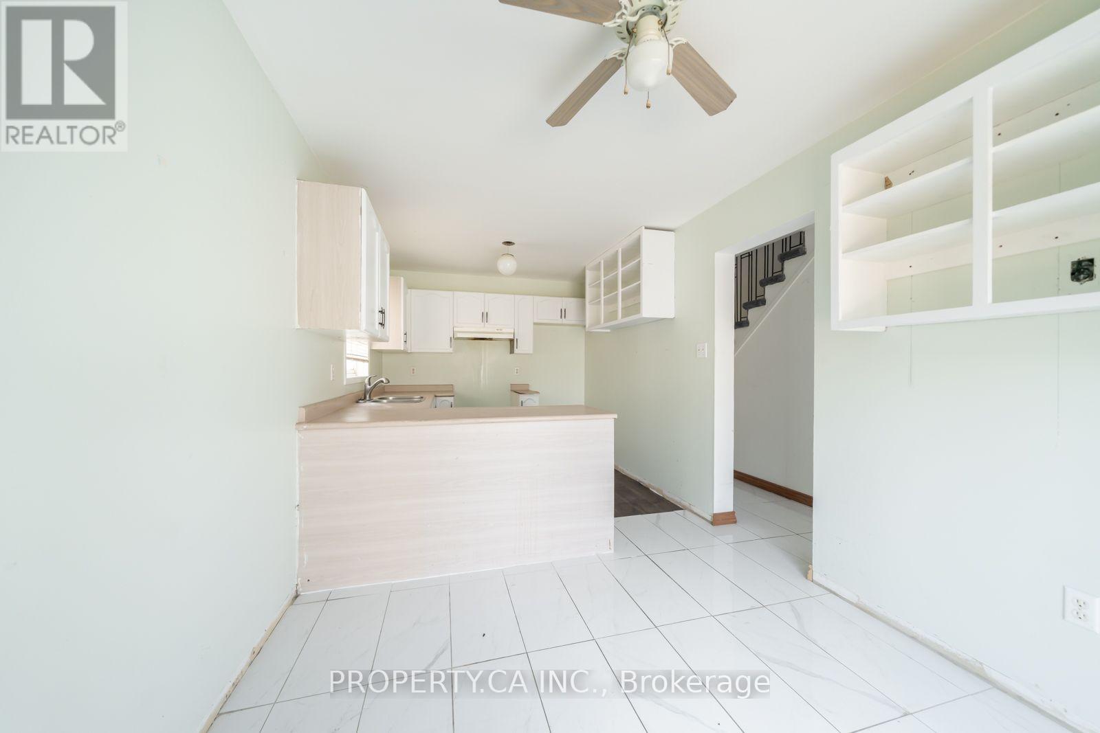 51 LEGGOTT AVENUE - 14