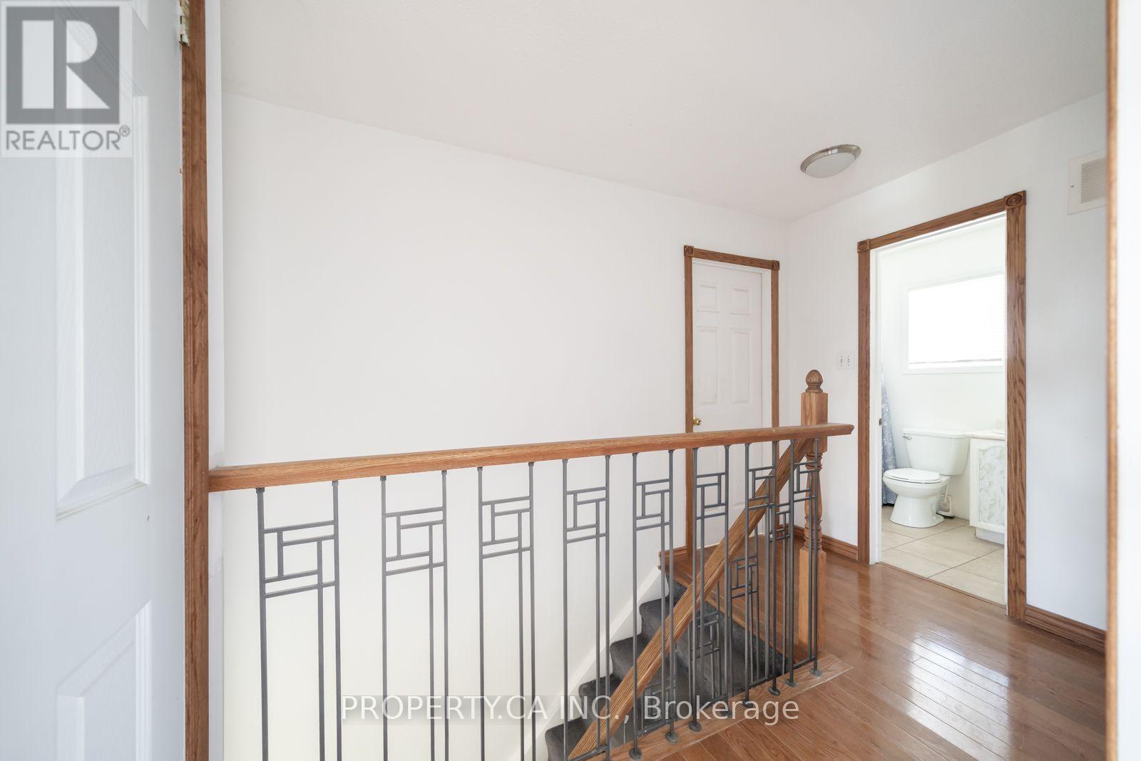51 LEGGOTT AVENUE - 16