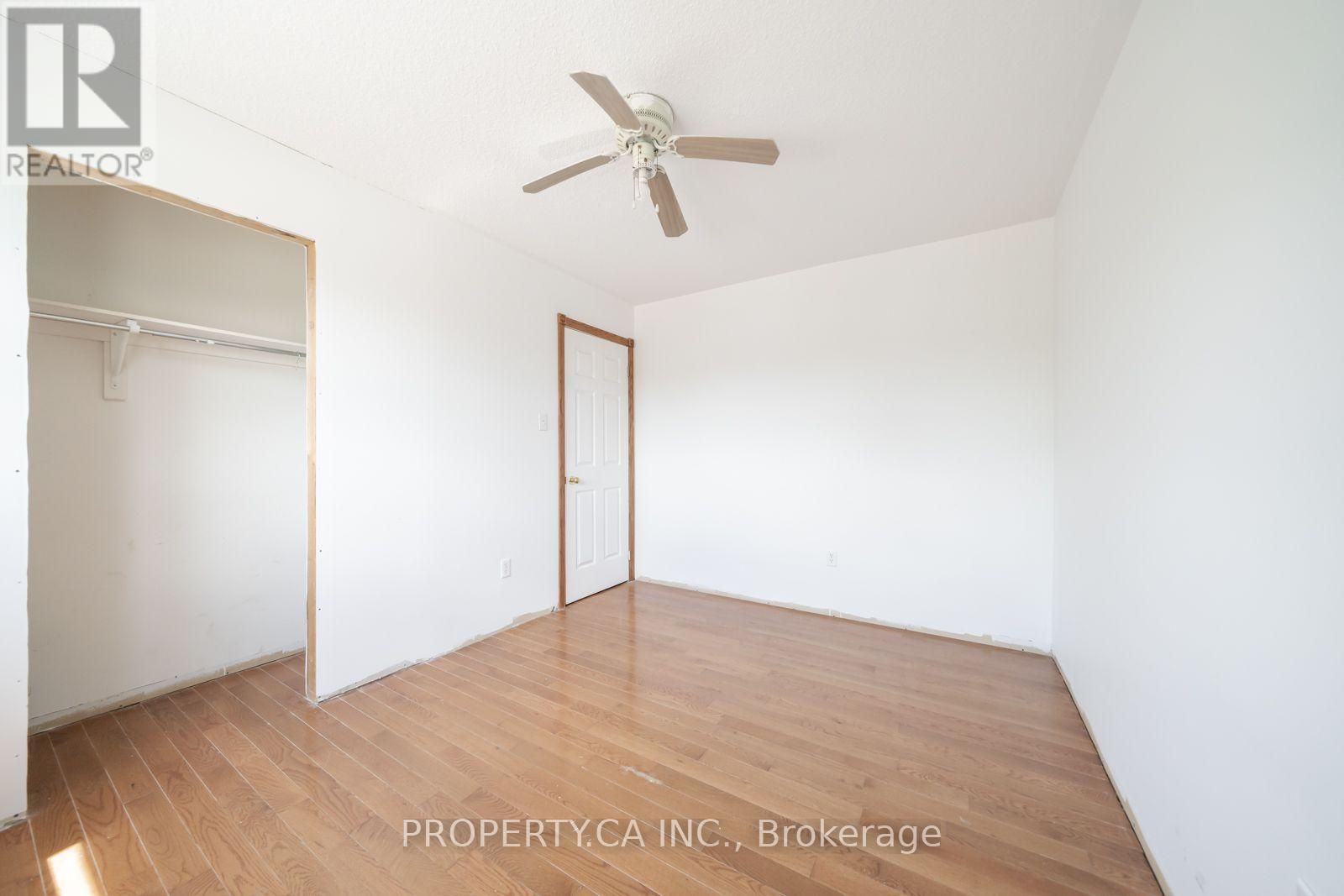 51 LEGGOTT AVENUE - 25