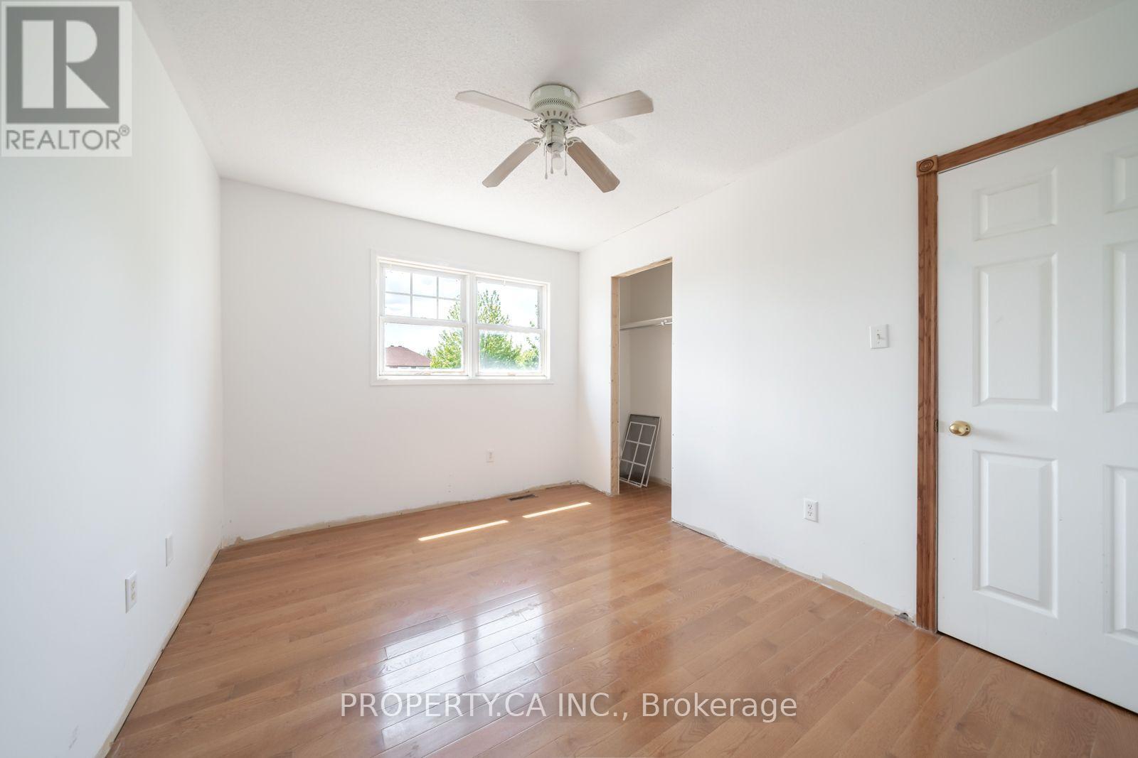 51 LEGGOTT AVENUE - 26