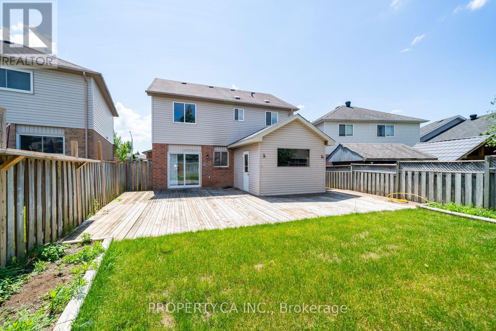 51 LEGGOTT AVENUE - 33