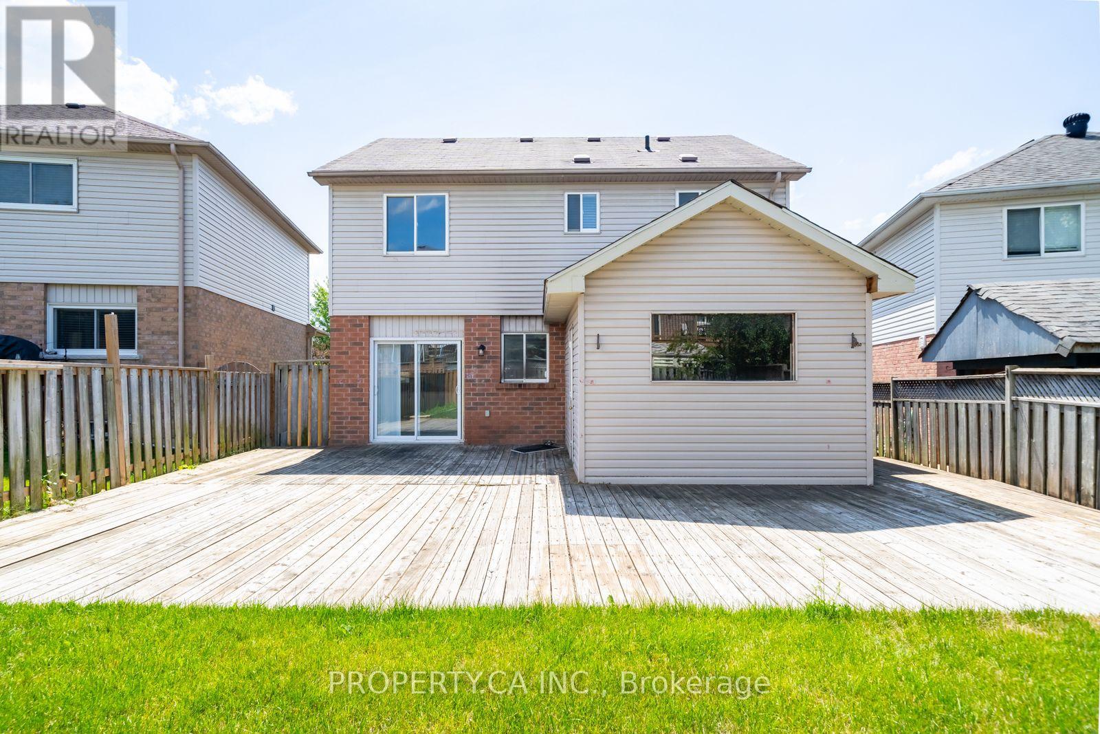 51 LEGGOTT AVENUE - 35