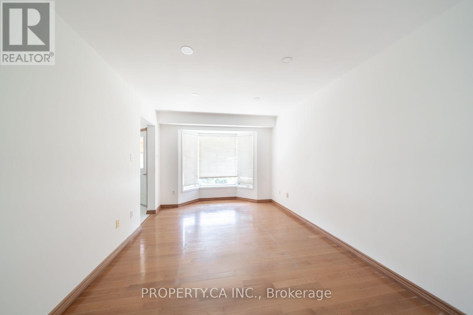 51 LEGGOTT AVENUE - 5