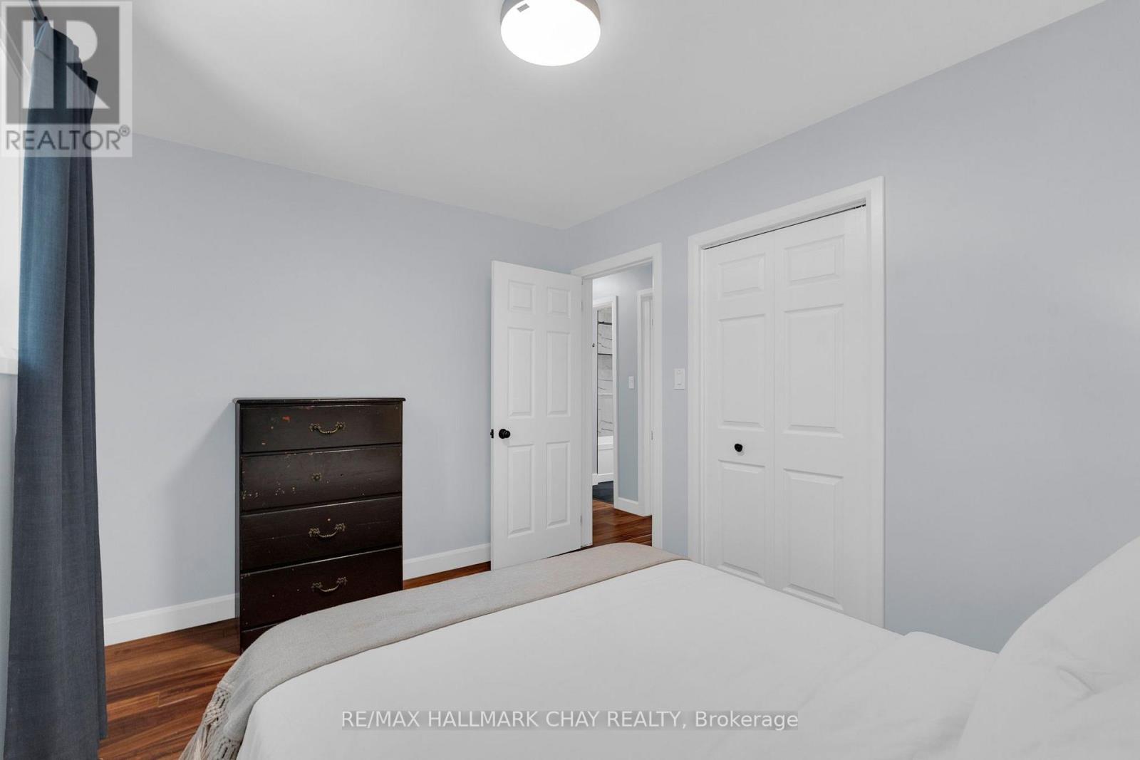 12 FRANCIS ROAD - Image 19