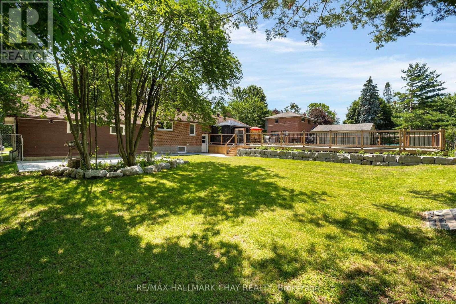 12 FRANCIS ROAD - 47