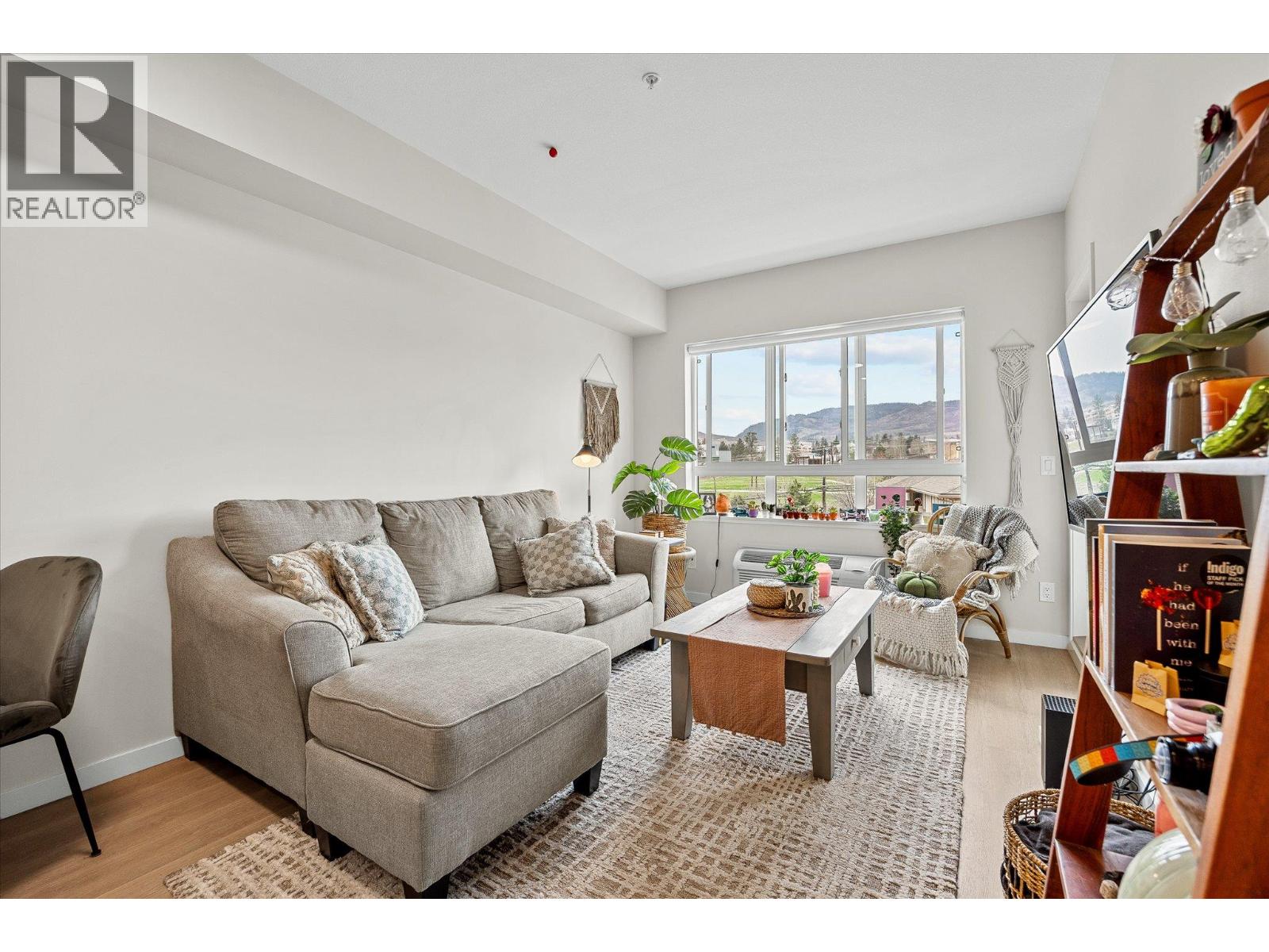 #203 2301 Carrington Road - 12