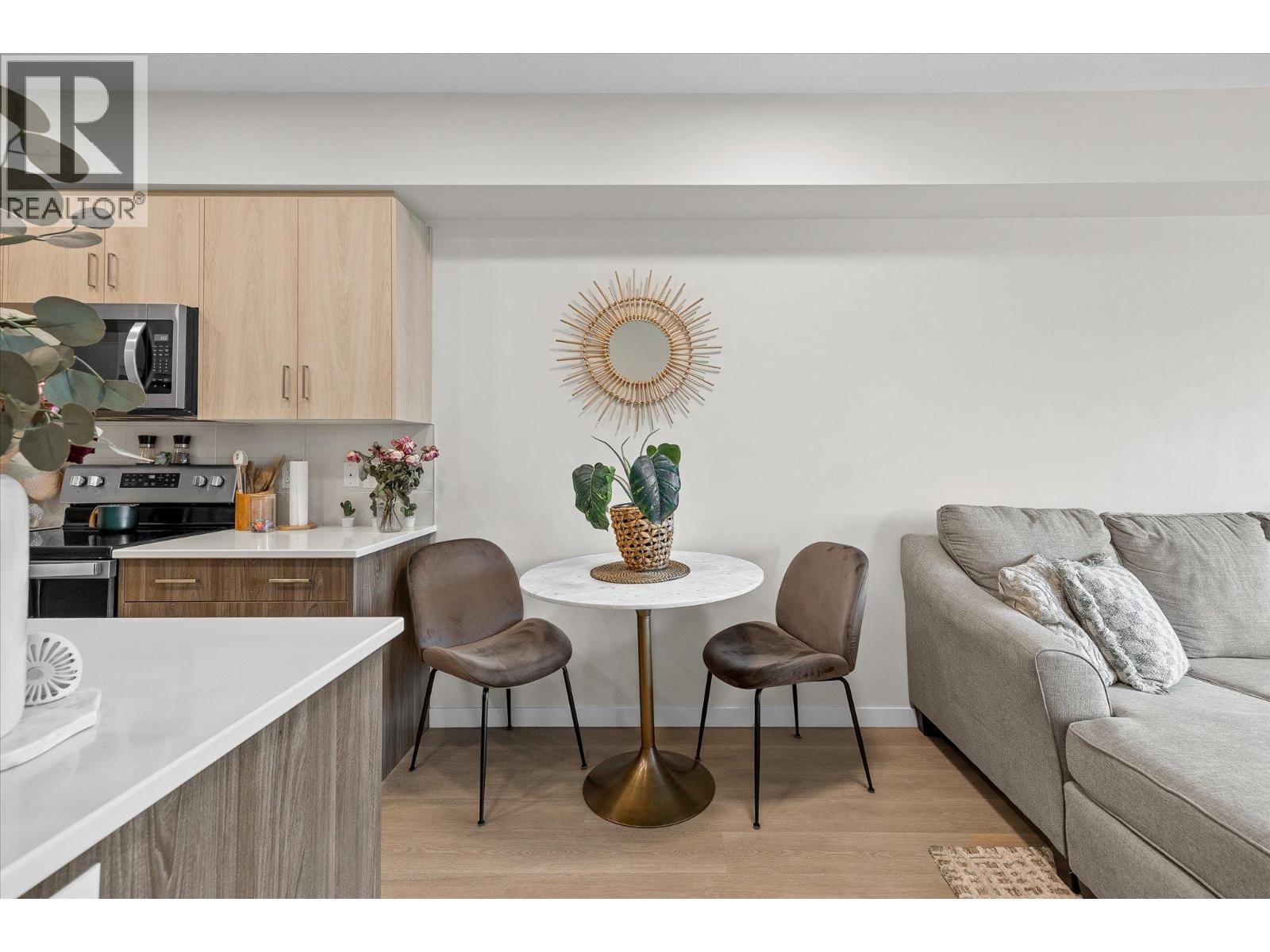 #203 2301 Carrington Road - 10