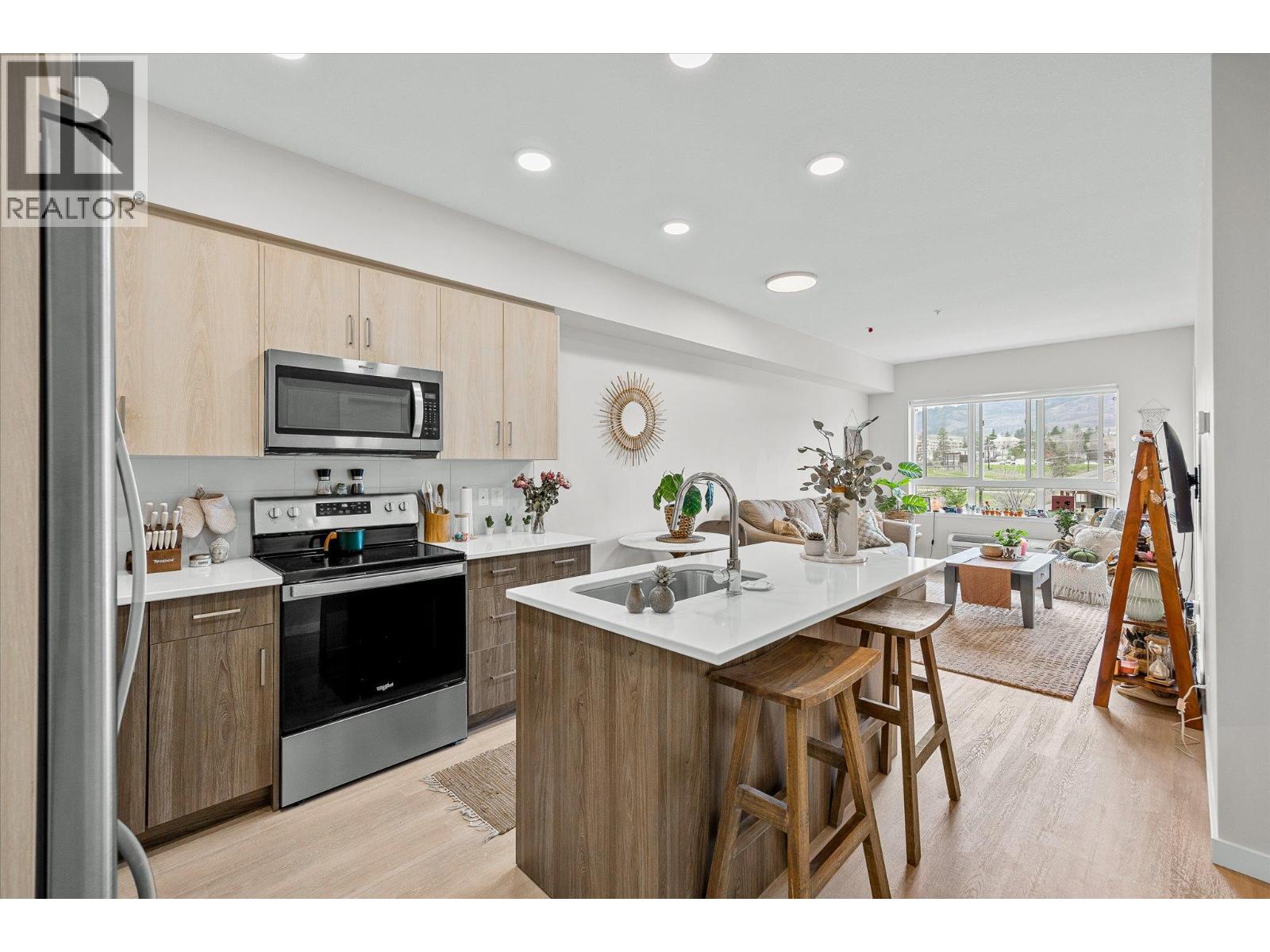 #203 2301 Carrington Road - 6