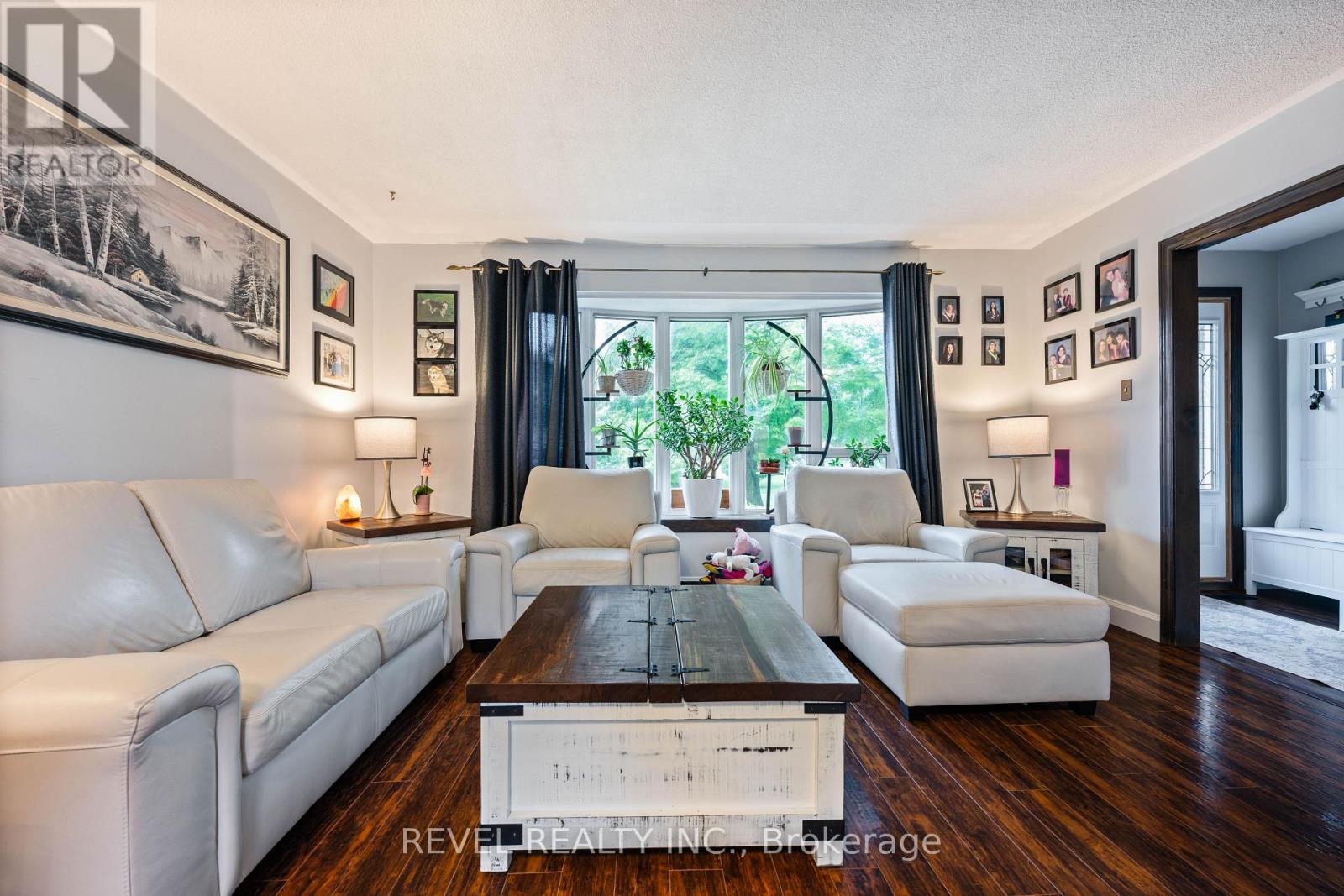 67 CARLTON DRIVE - 18