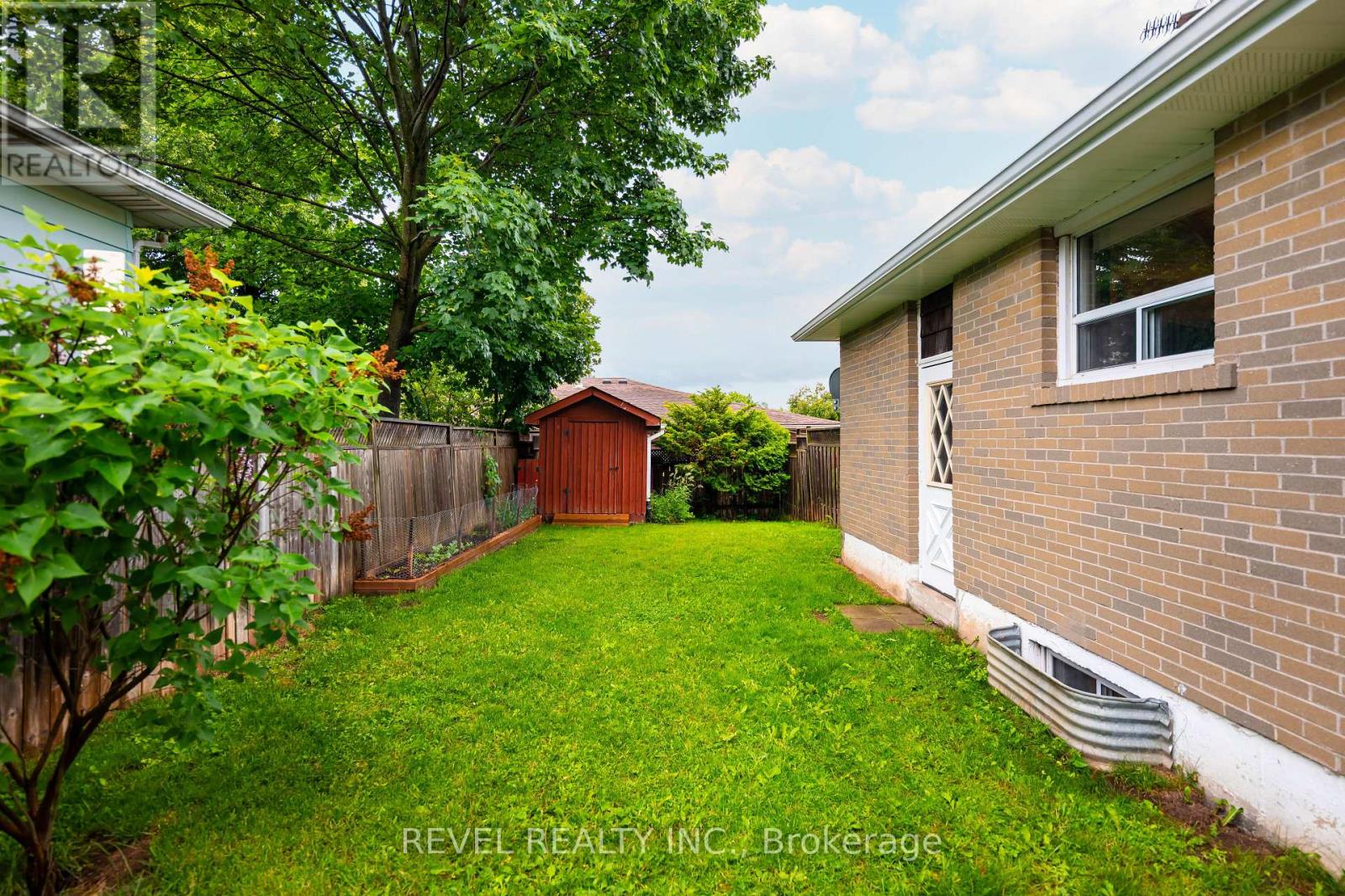 67 CARLTON DRIVE - 3