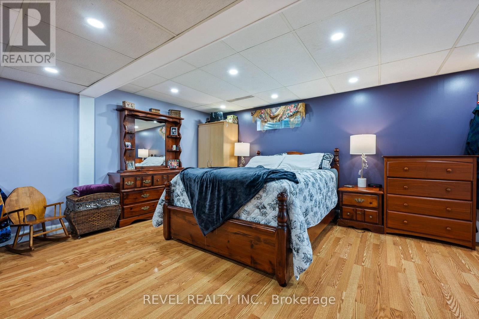 67 CARLTON DRIVE - 36