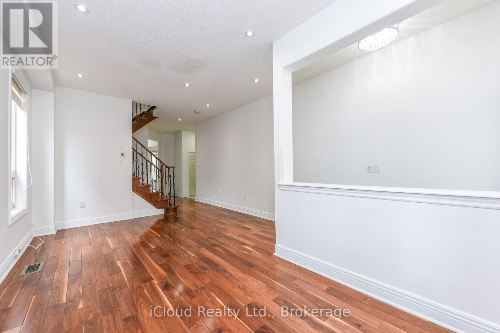 48 ASHDALE ROAD - 23
