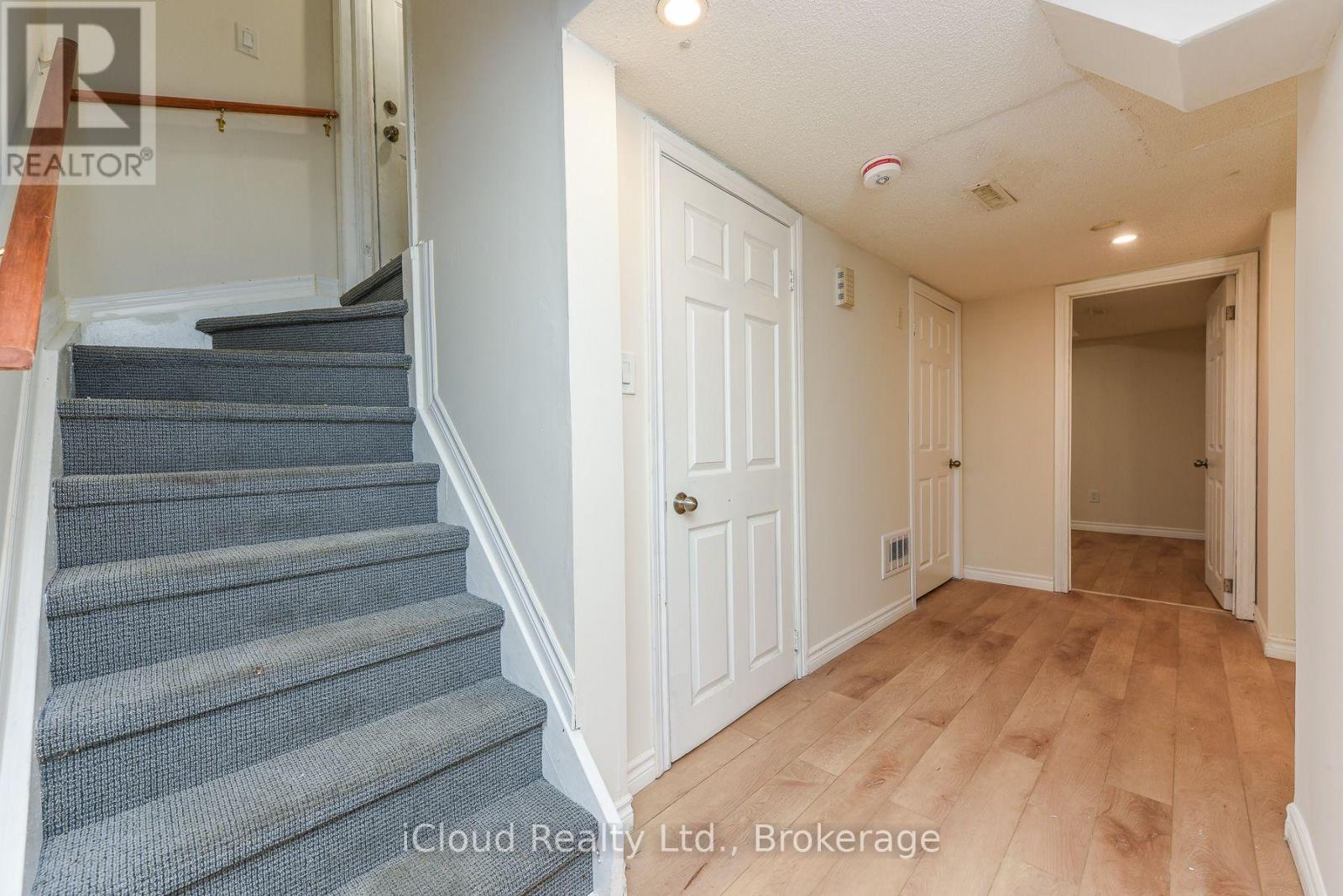 48 ASHDALE ROAD - 44