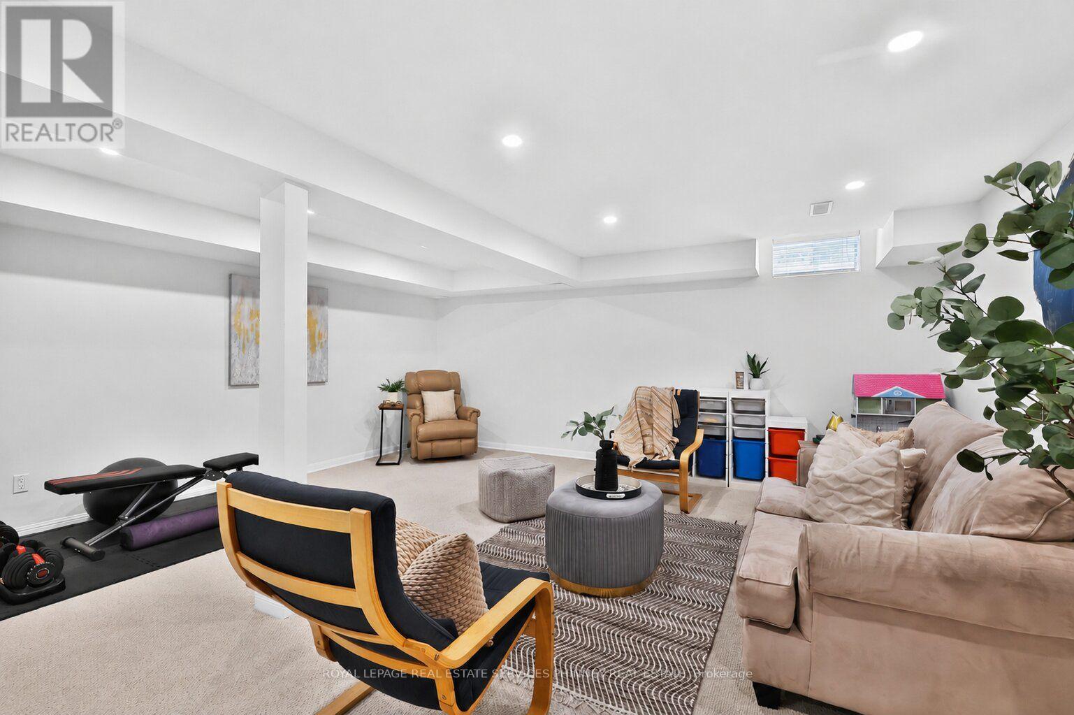 2421 SHADOW COURT - Image 30