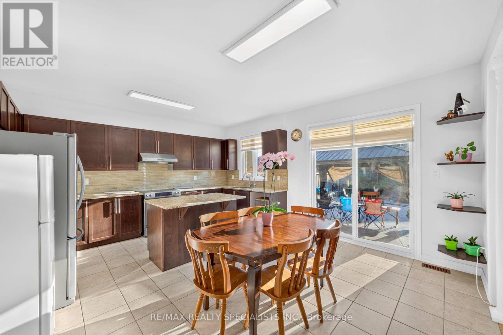 17 TYSONVILLE CIRCLE - 12