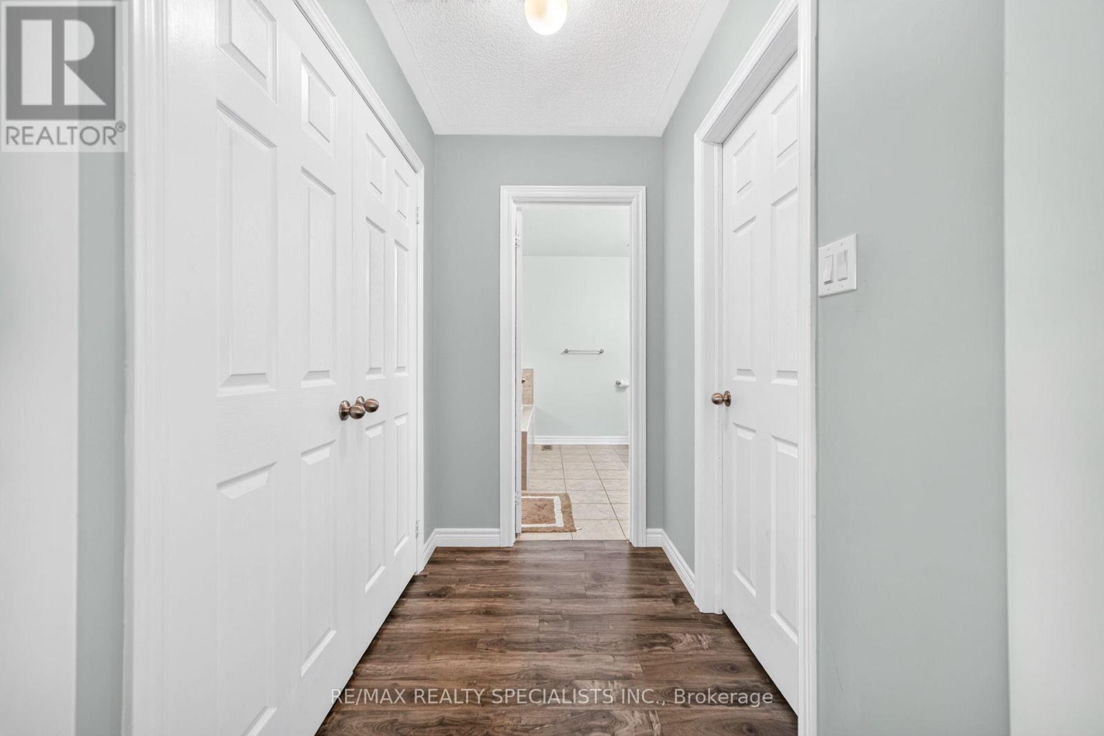 17 TYSONVILLE CIRCLE - 23