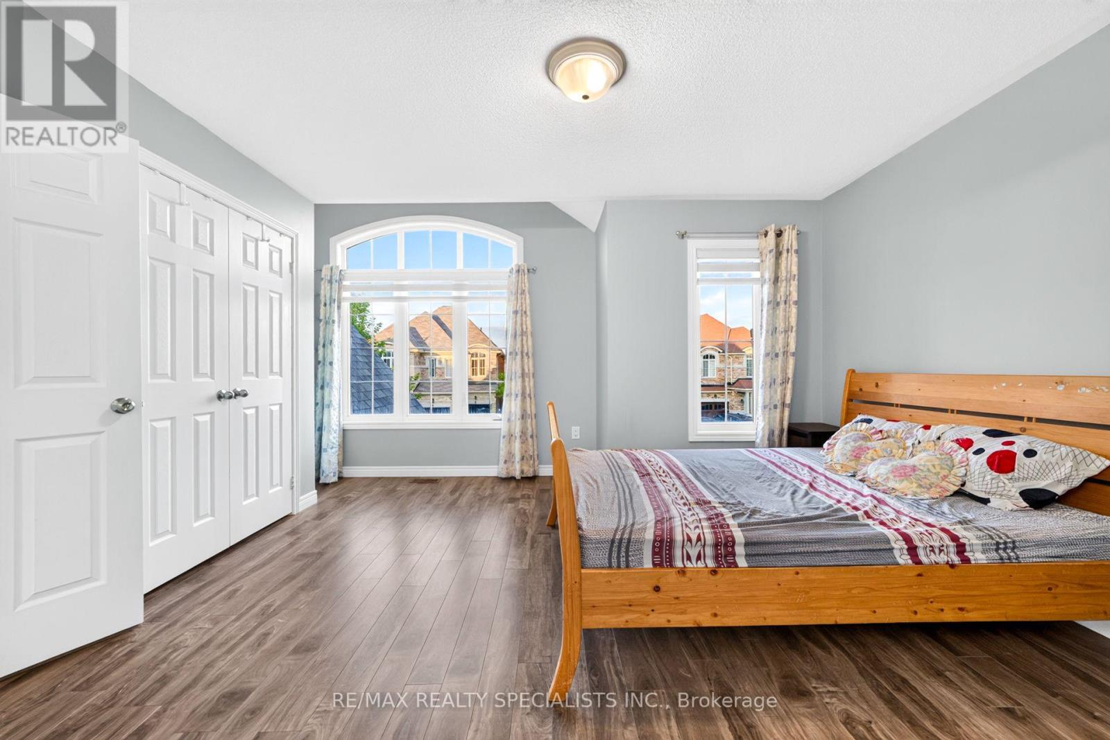 17 TYSONVILLE CIRCLE - 26