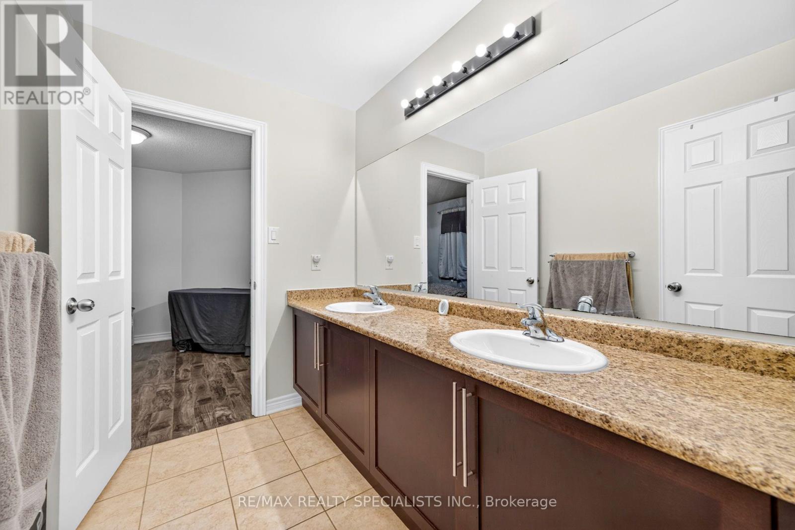 17 TYSONVILLE CIRCLE - 30