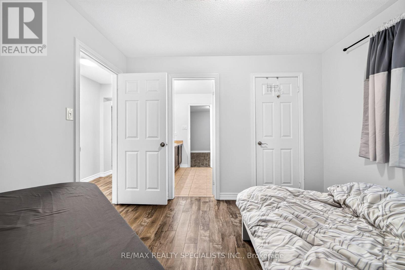 17 TYSONVILLE CIRCLE - 33