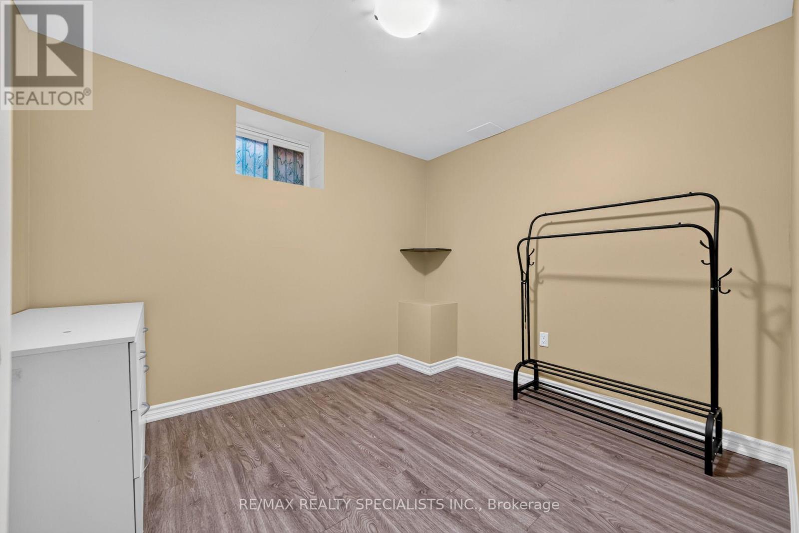 17 TYSONVILLE CIRCLE - 42