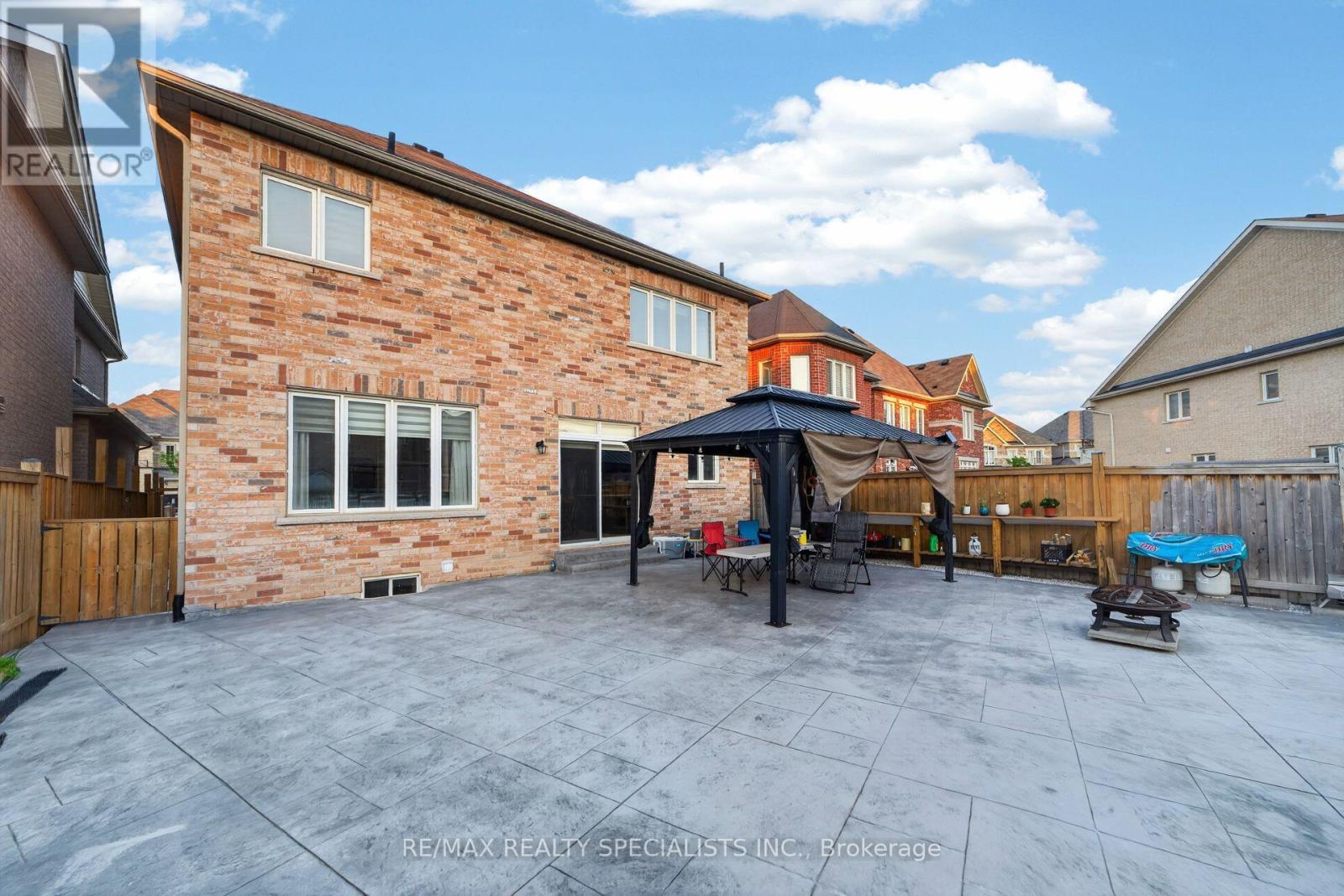 17 TYSONVILLE CIRCLE - 46