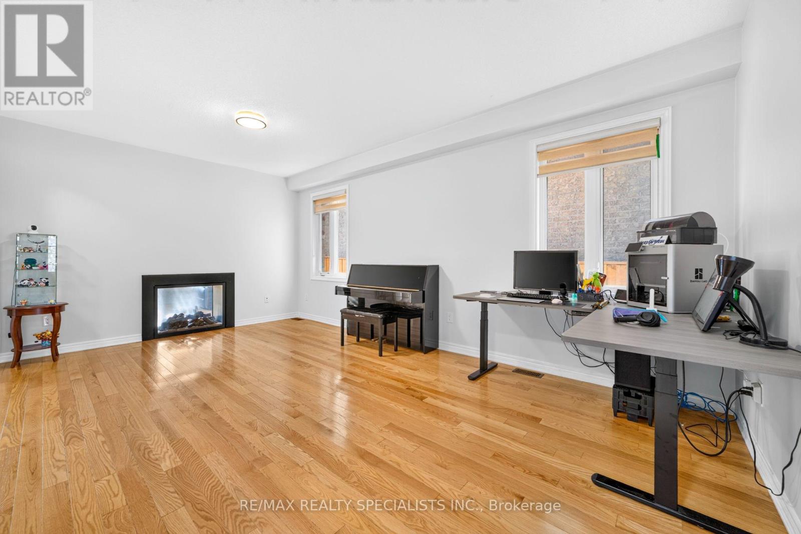 17 TYSONVILLE CIRCLE - 8
