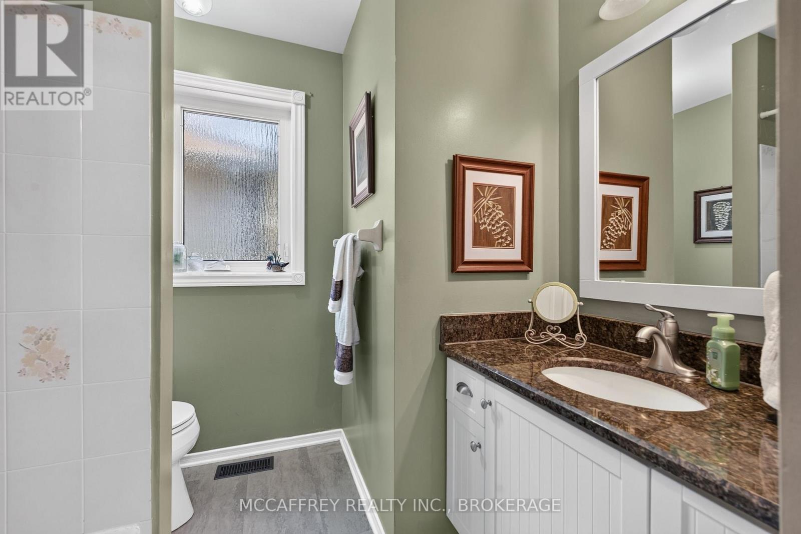 15 ABBEY DAWN DRIVE - 26