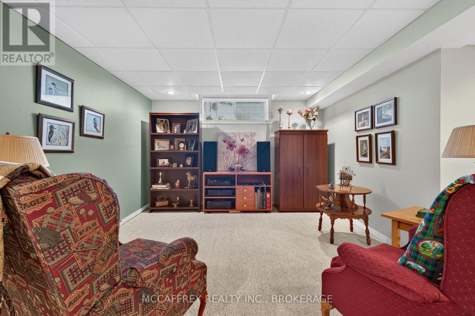 15 ABBEY DAWN DRIVE - 31