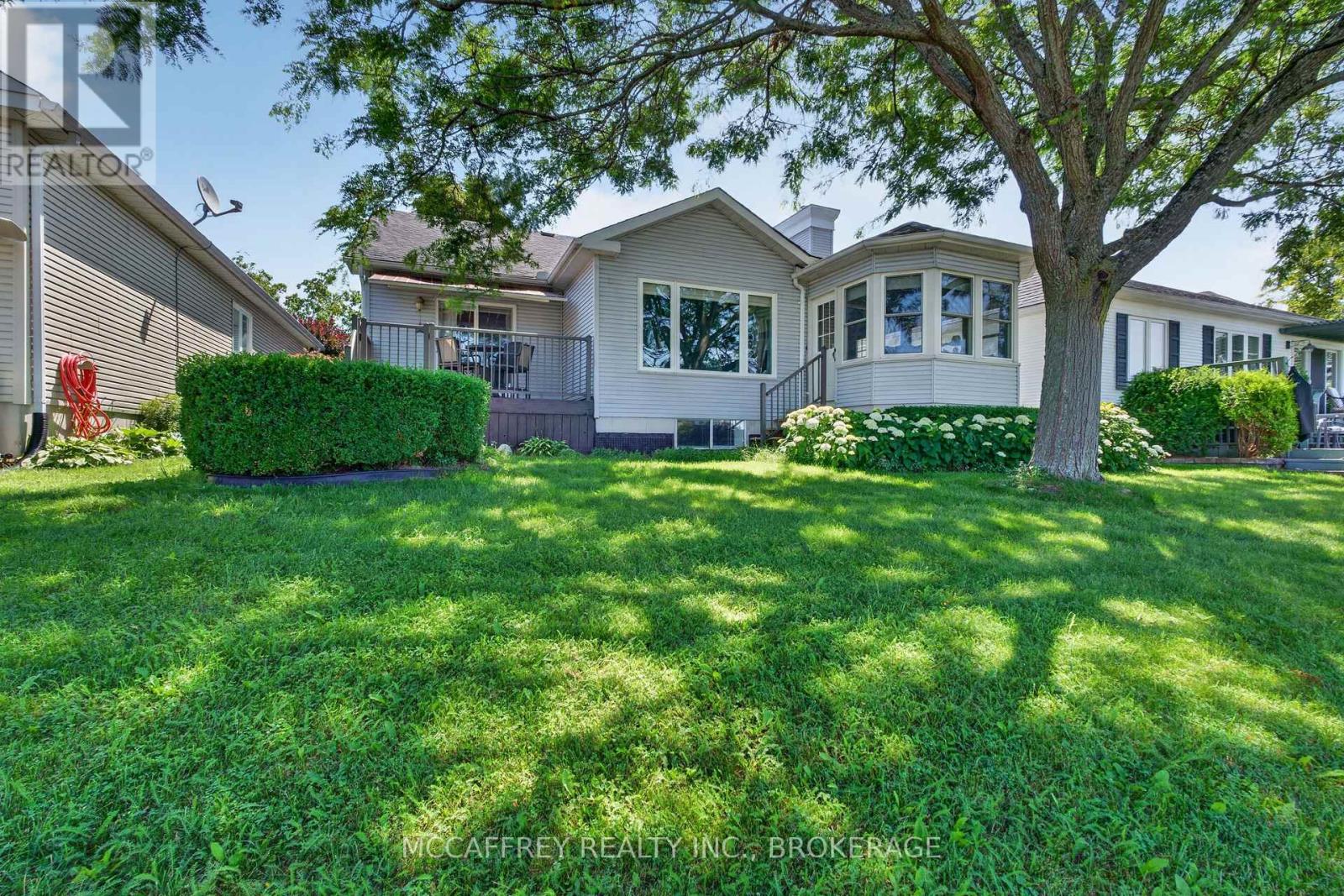 15 ABBEY DAWN DRIVE - 38