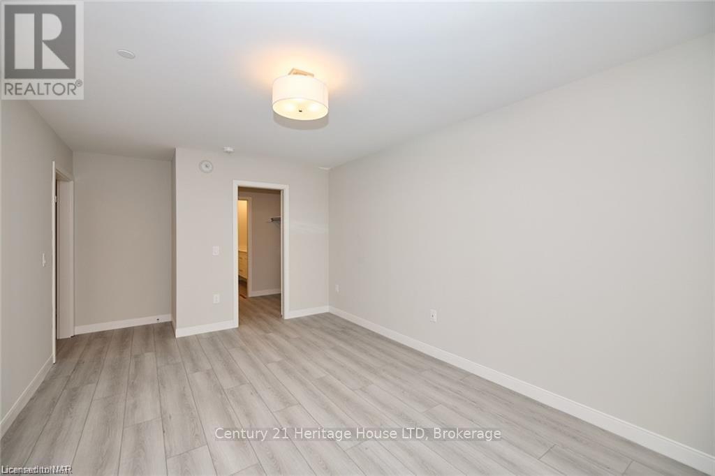 #704 118 WEST STREET - 13