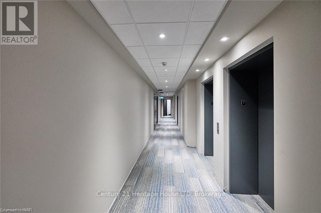 #704 118 WEST STREET - 23