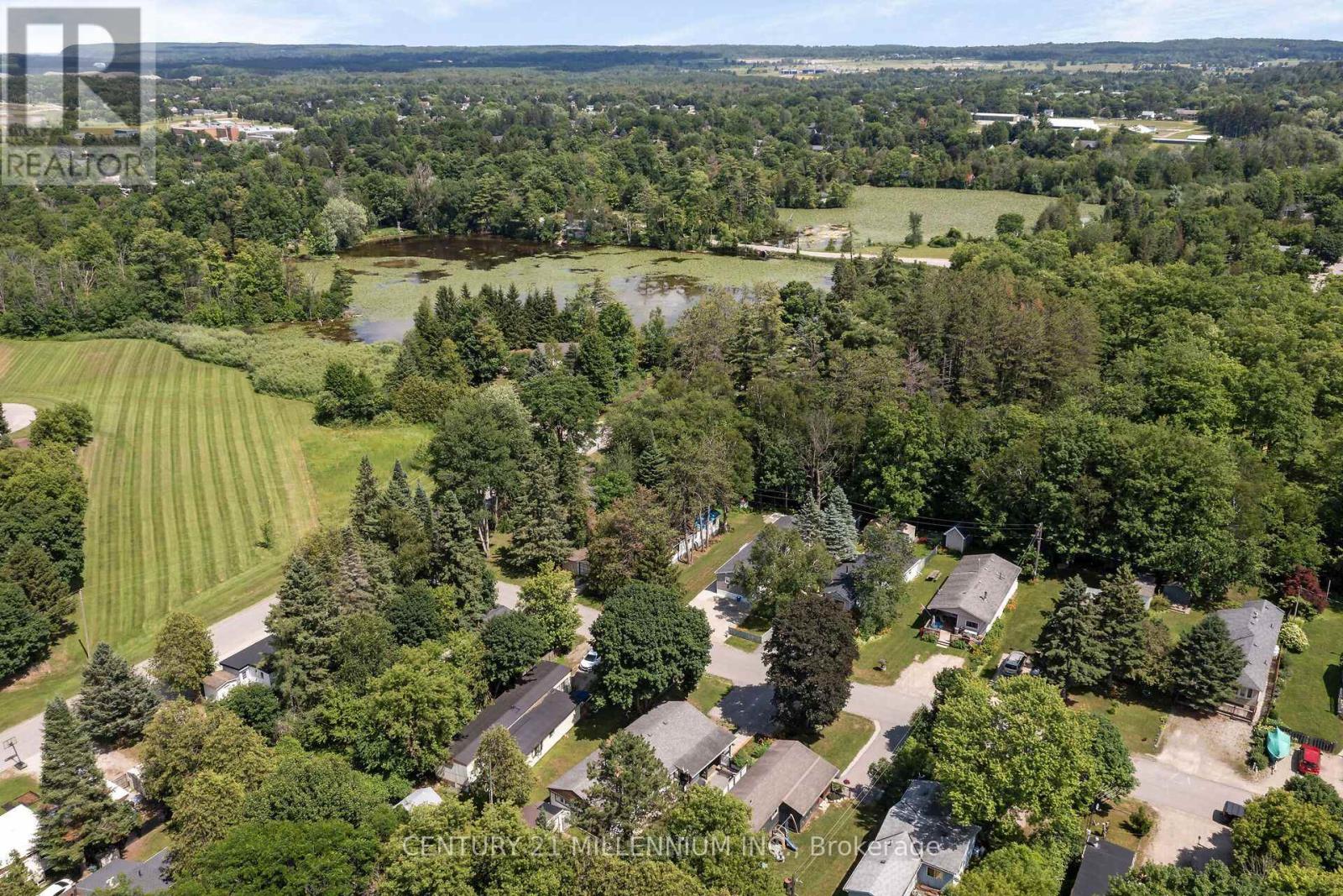 10 PARK BOULEVARD - 26