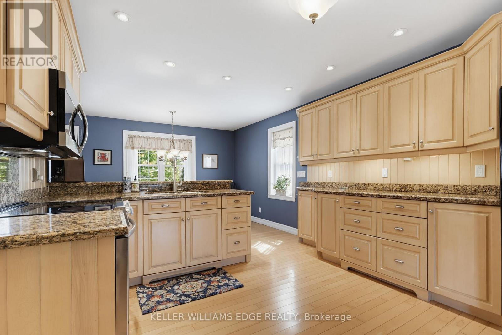 5276 DICKENSON ROAD E - 12