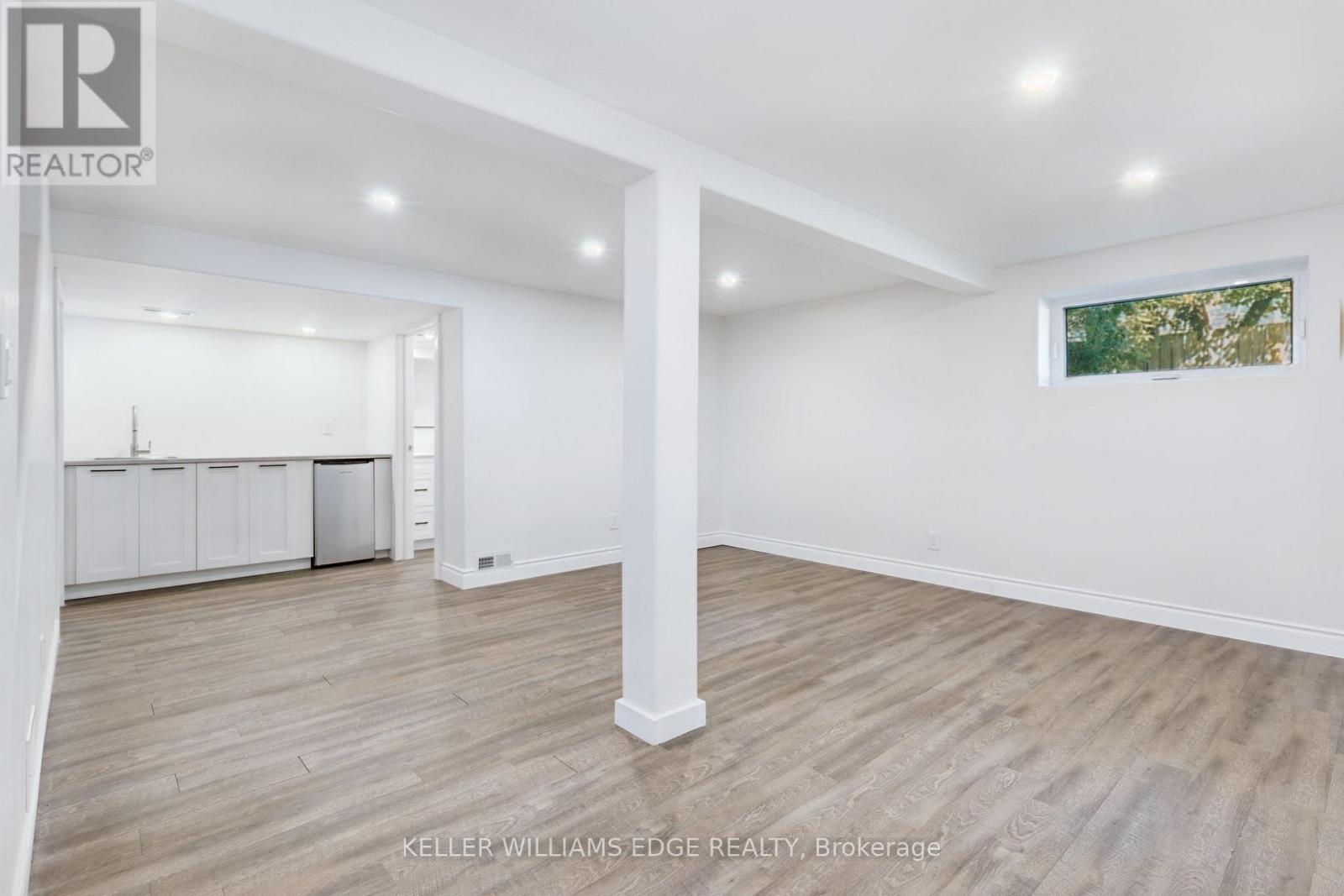 5276 DICKENSON ROAD E - 33
