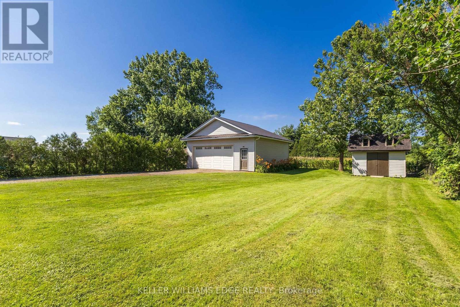 5276 DICKENSON ROAD E - 40