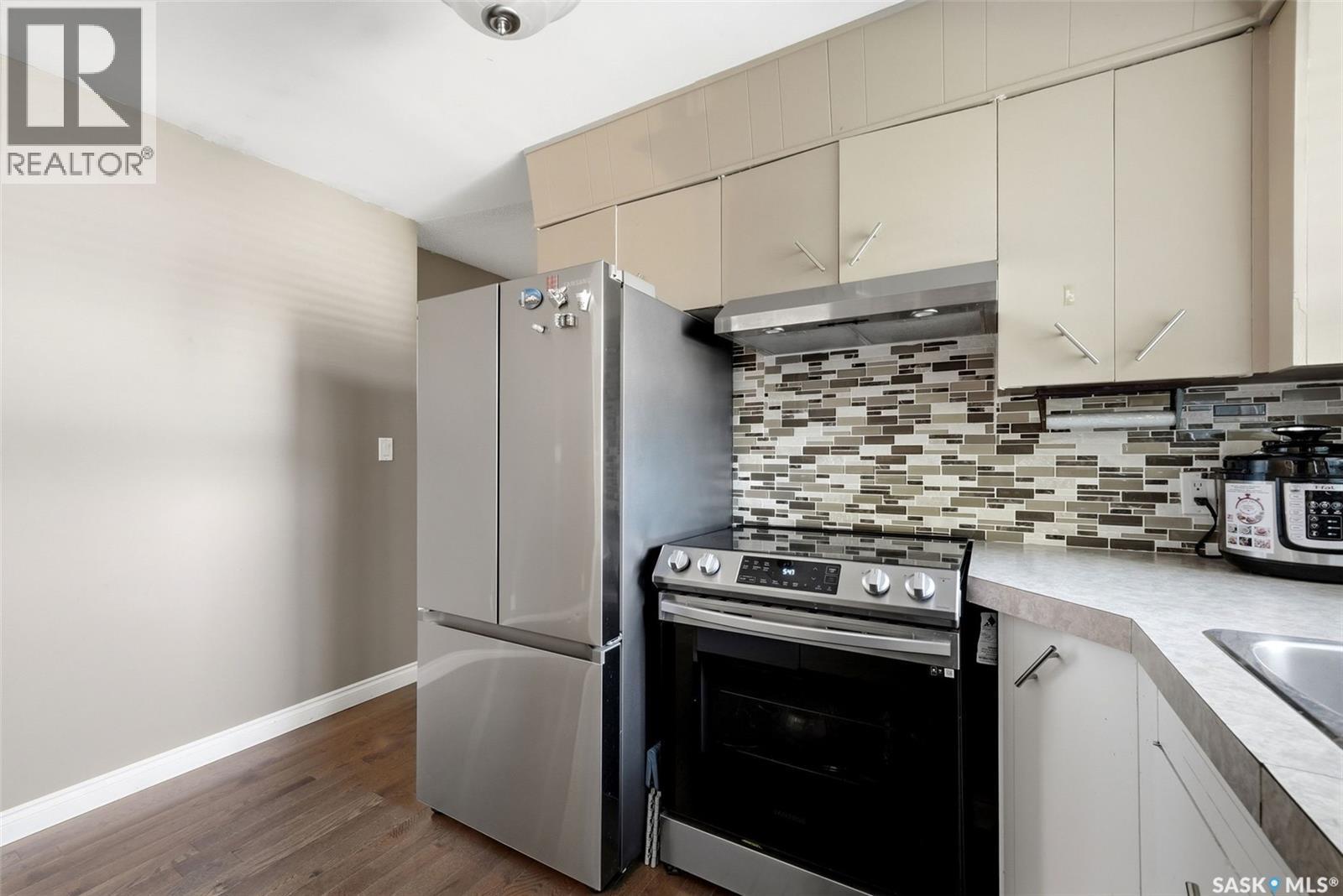 75 Rothwell CRESCENT - 11