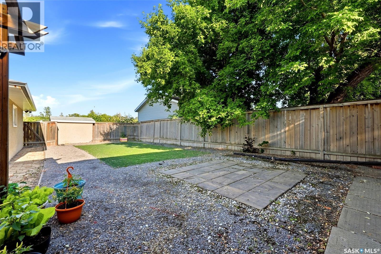 75 Rothwell CRESCENT - 28