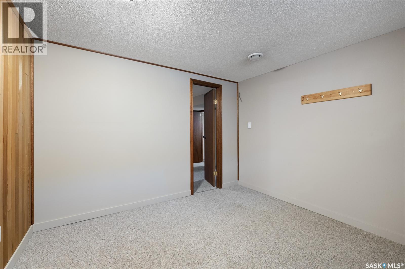 34 Plainsview DRIVE — photo 38