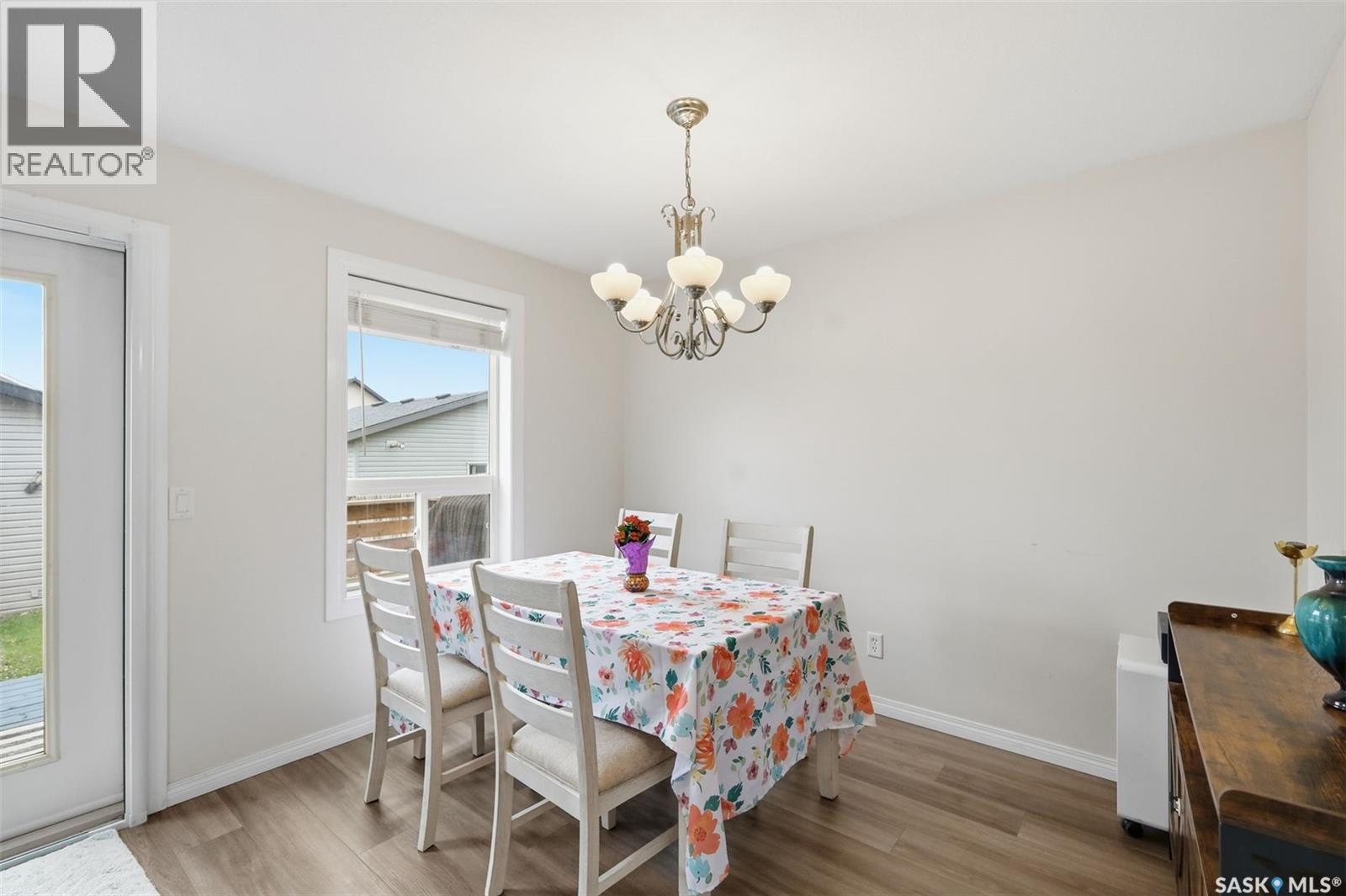 422 Blakeney CRESCENT - 17