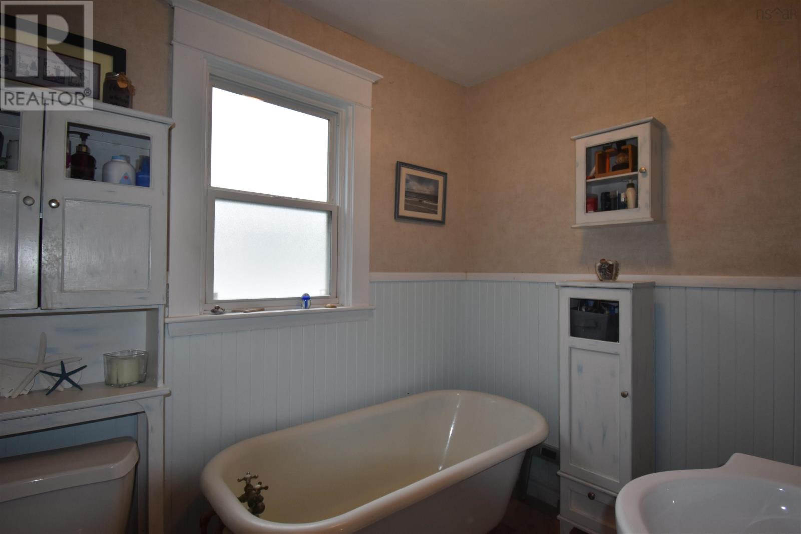 21 COTTAGE Street - 27