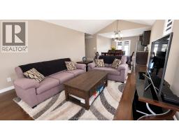 3pc Bathroom - 422 Twilight Trail, Chatham, ON N7L0B9 Photo 6