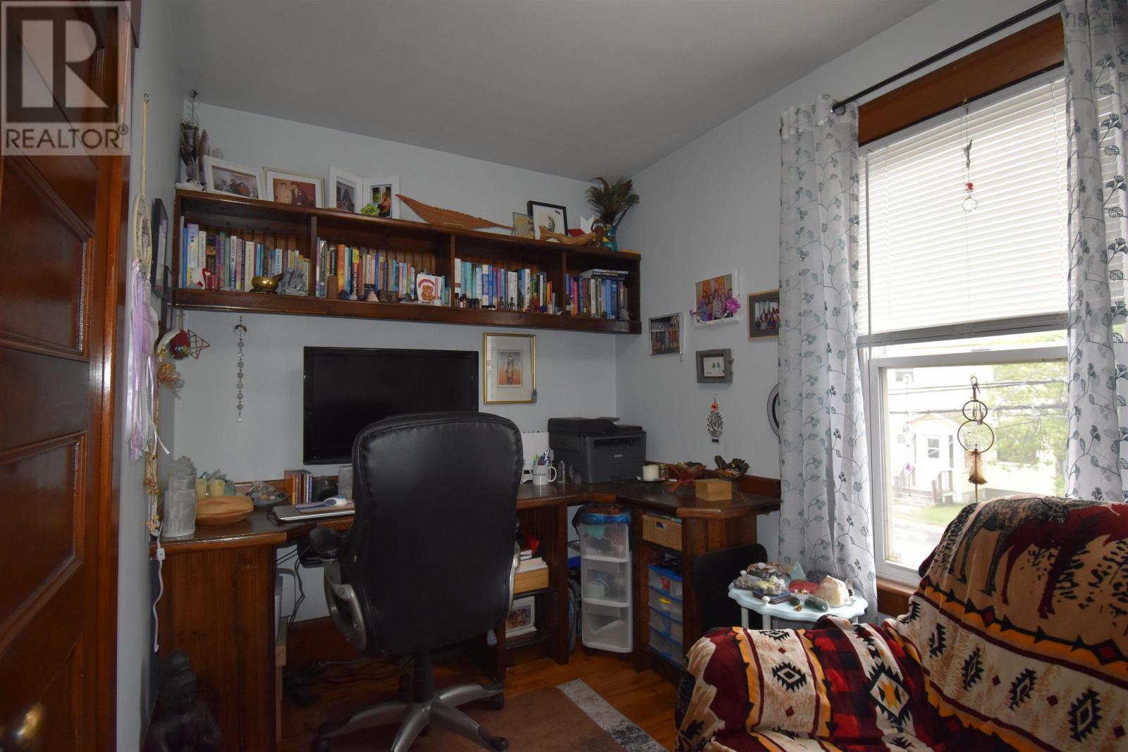 21 COTTAGE Street - 24