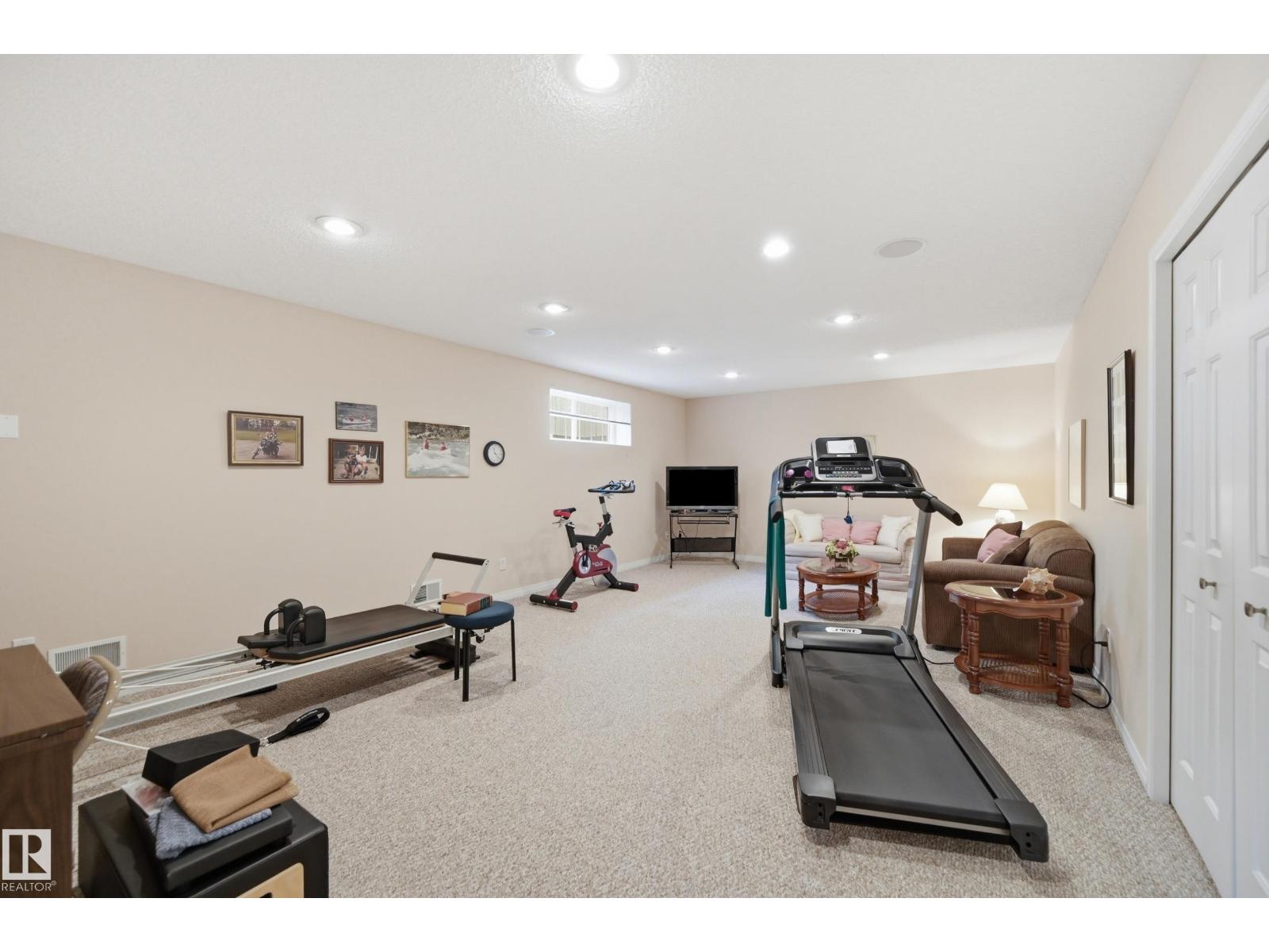1346 119B ST NW - 41