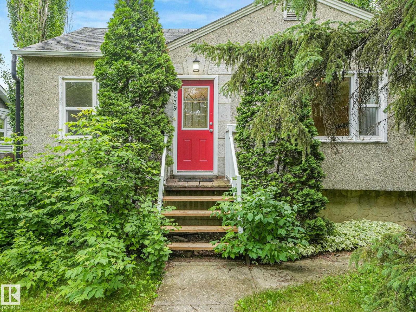 7239 112 ST NW NW - photo 3