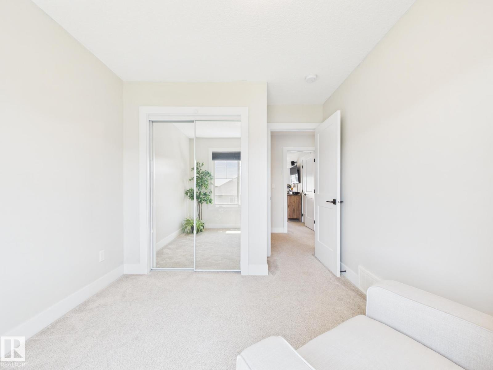 #11 230 EDGEMONT RD NW - 45