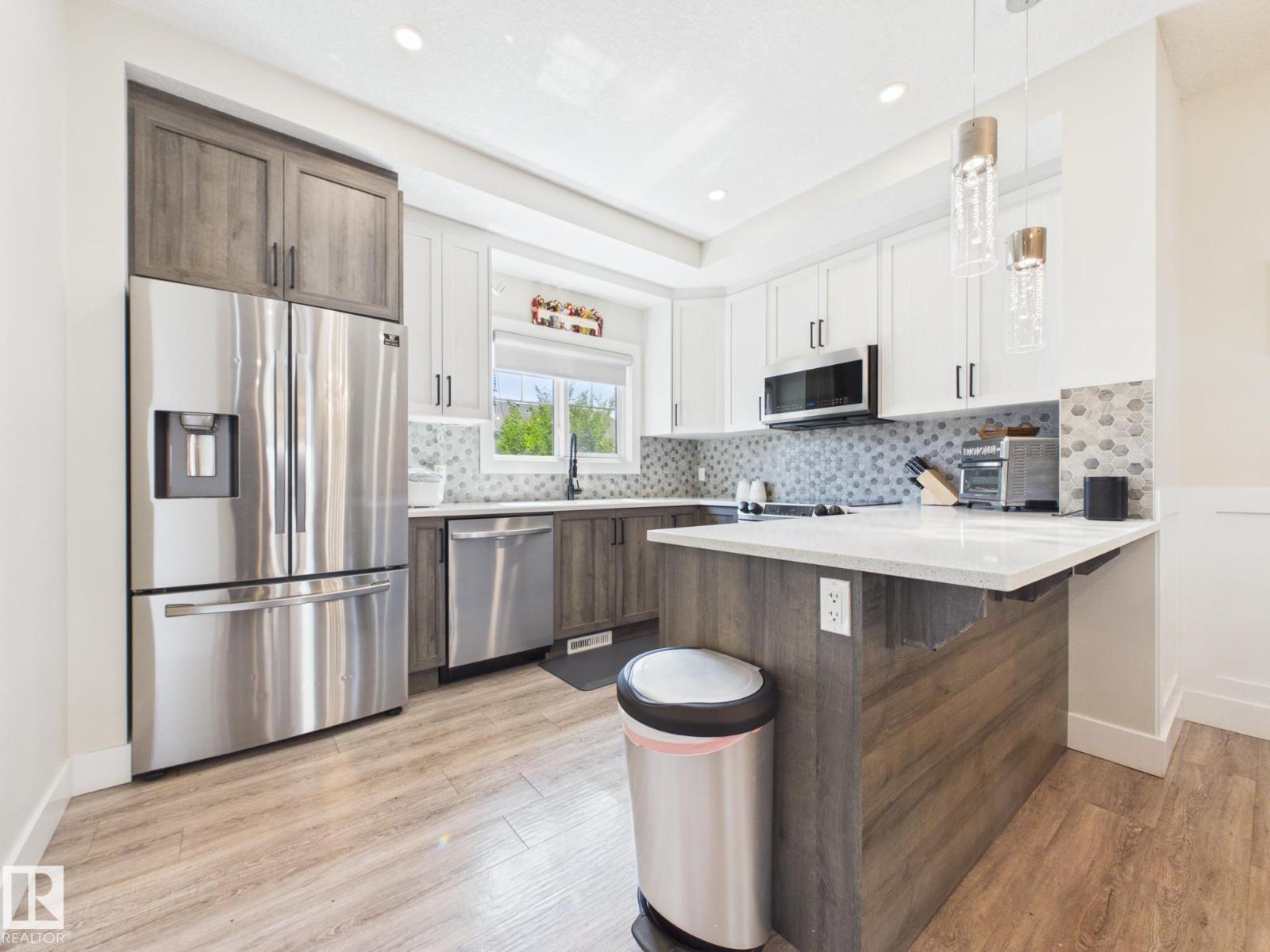 #11 230 EDGEMONT RD NW - 31